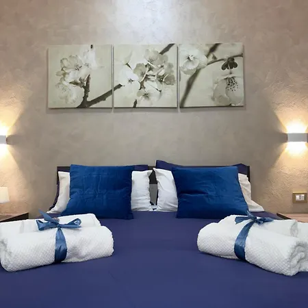 Blue House - Cozy Near The Sea And Historic Center - Sicily *