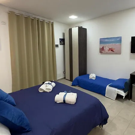 Blue House - Cozy Near The Sea And Historic Center - Sicily