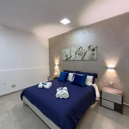 Blue House - Cozy Near The Sea And Historic Center - Sicily